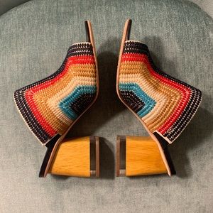 bernardo nala embroidered heel